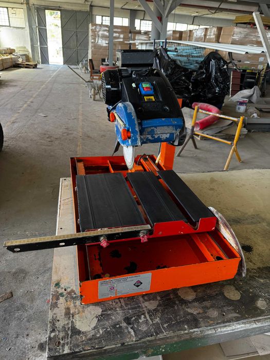 Máquina de corte RUBI DT-250