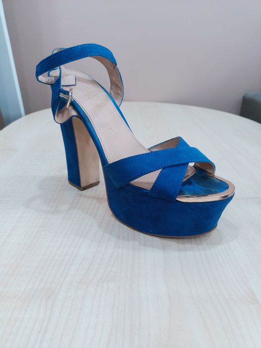 Босоніжки Primadonna