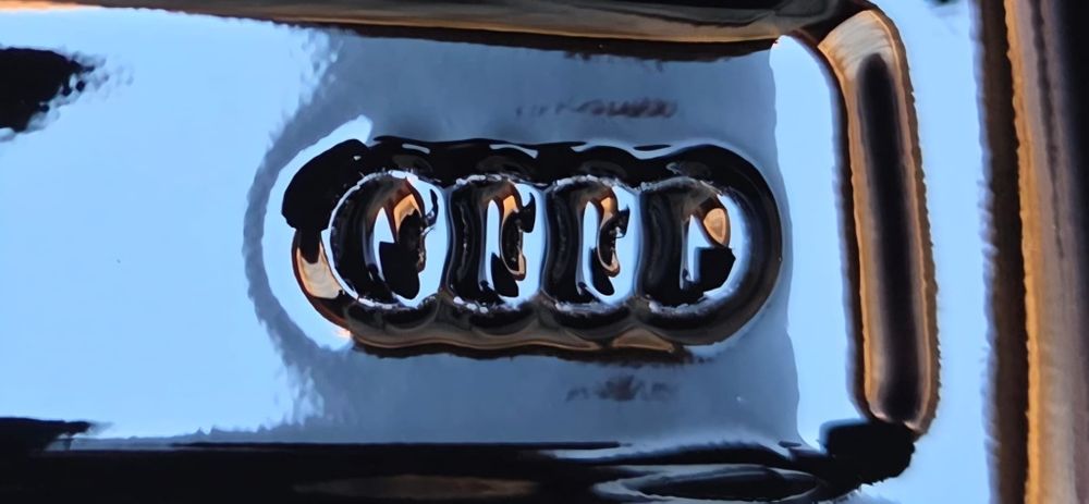 Felgi Oryginał Audi A3 A4 A5 A6 Q3 Q5 8Jx18 ET40 5x112 8W0