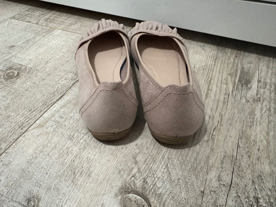 Baleriny graceland r. 38 ubrane raz