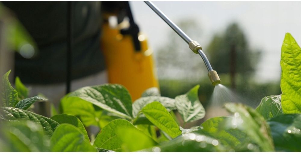 NOWY akumulatorowy opryskiwacz firmy STANLEY 5 litrów + ładowarka