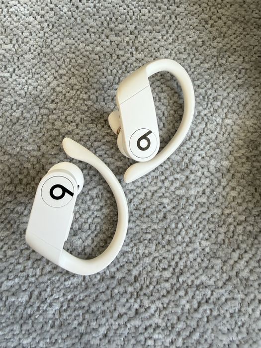 Наушники Beats Powerbeats Pro