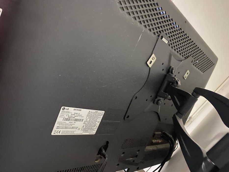 Vendo tv LG 32 em otimo estado