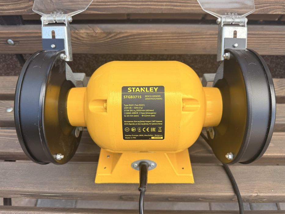 Точило Stanley STGB3715