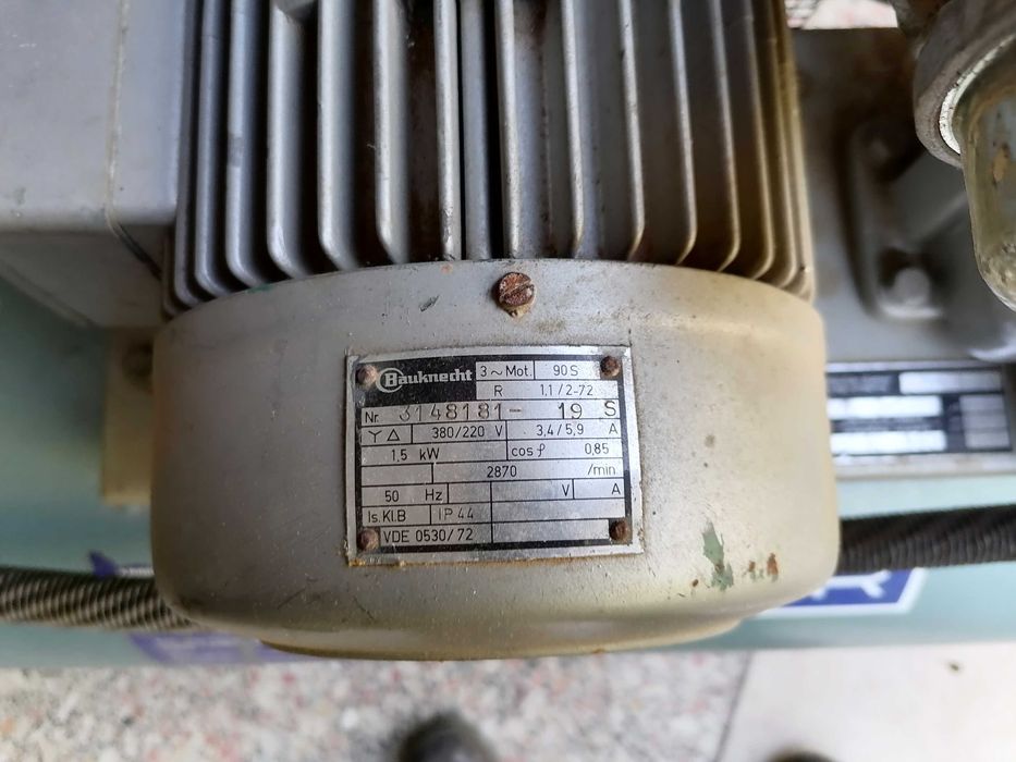 Compressor de Ar Trifásico 150l, seminovo da Bauer/ 2cv