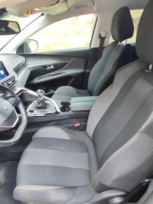 Peugeot 3008 Active 1.5 BlueHDi 130cv