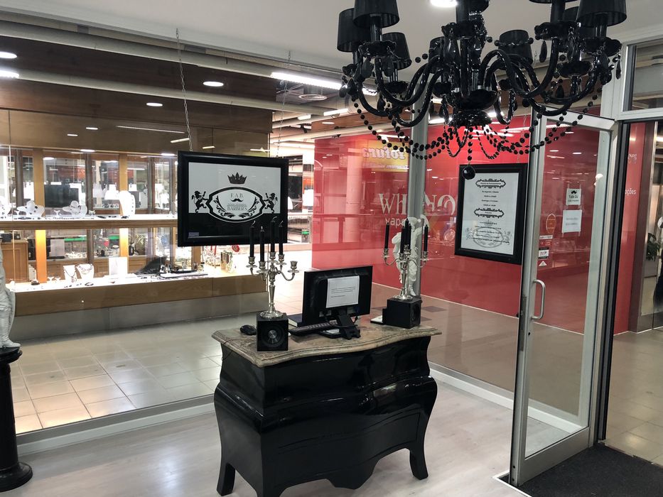 Vendo recheio de barbearia (LEIA A DESCRIÇÃO)