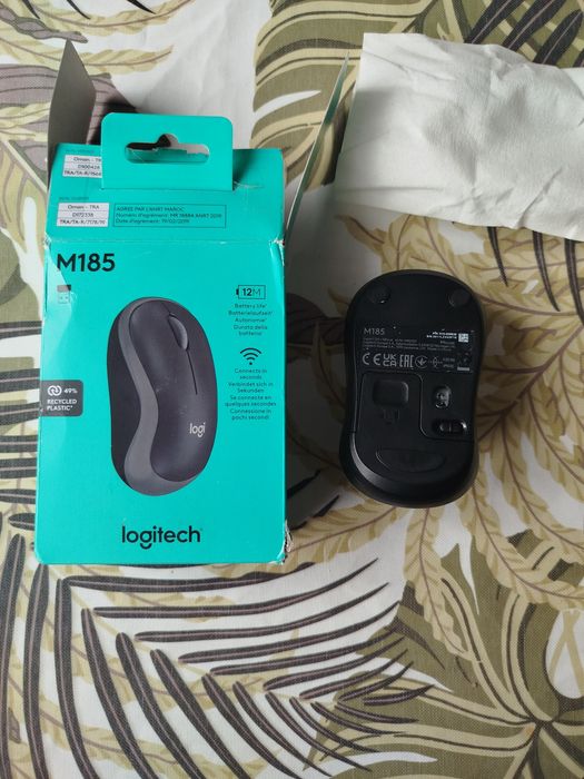 Myszka bezprzewodowa komputerowa Logitech