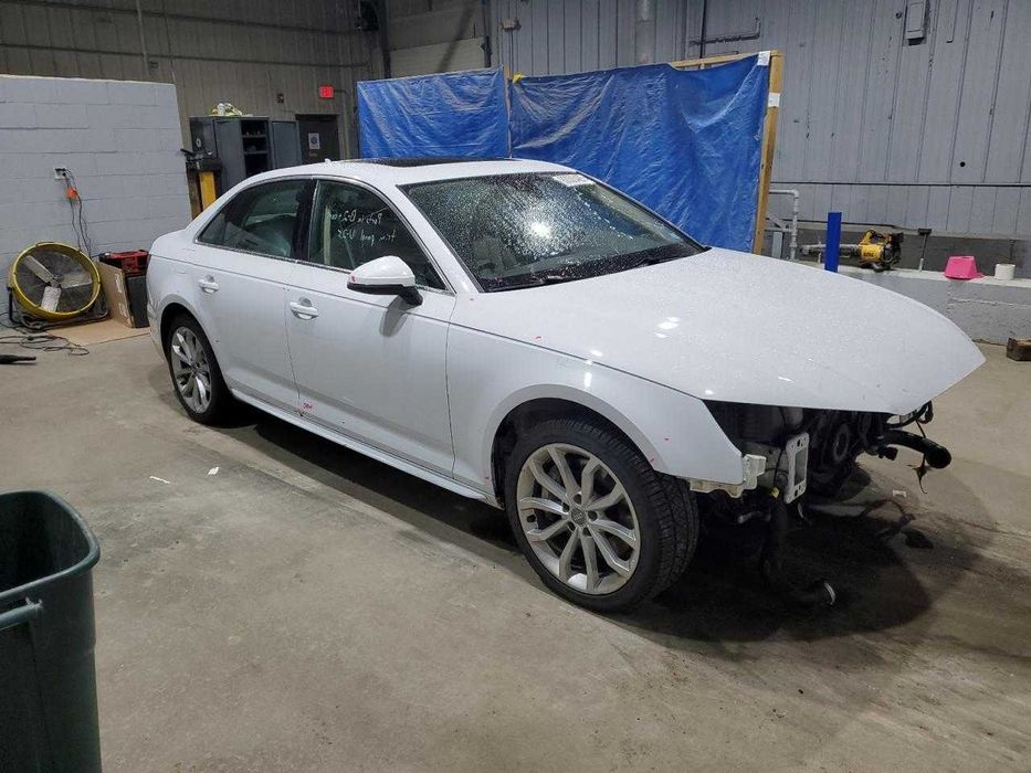 AUDI A4 PREMIUM Plus, 2019