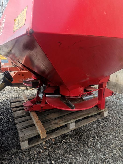 Rozsiewacz Lely Tulip Centerliner 1200l