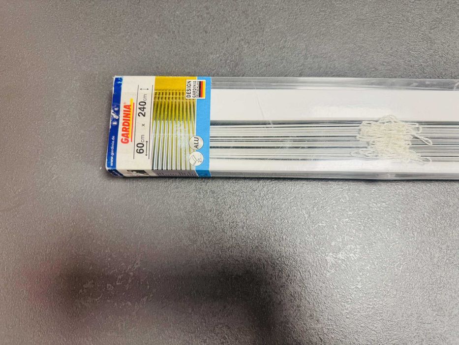 Żaluzja firmy Gardinia 60 cm x 240 cm