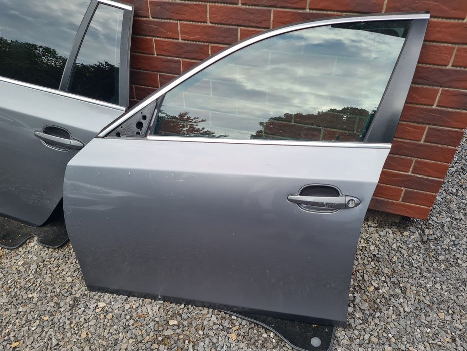 Kompletne drzwi przednie lewe BMW 5 E60 sedan E61 kombi A52 Space Grey Metallic