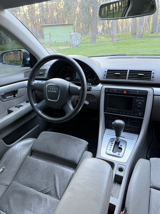 Продам Audi a4 b7 avtomat