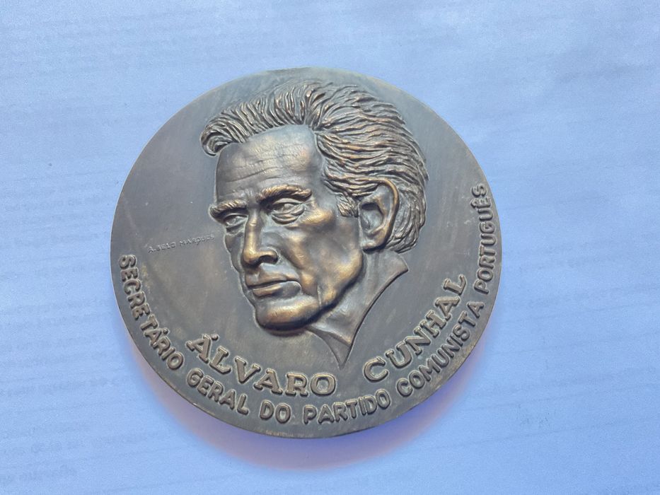 Medalha em bronze de ÁLVARO CUNHAL