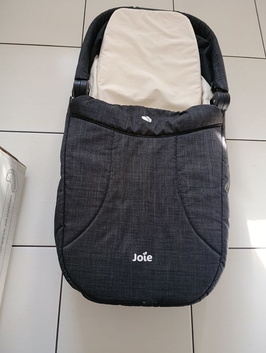 Joie Ramble Gondola Pavement plus adaptery.