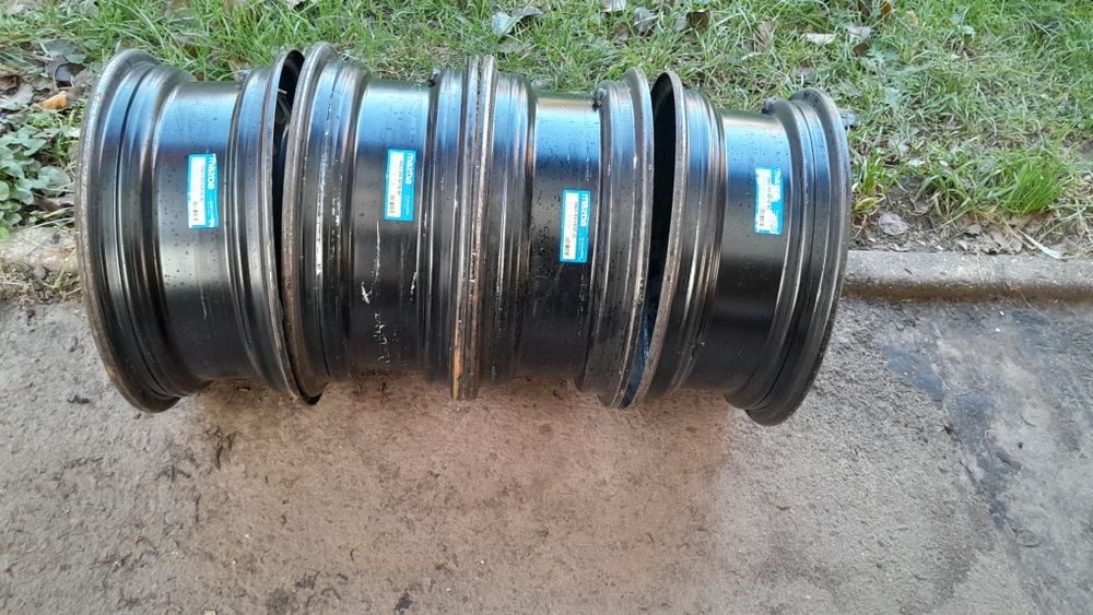 Диски оригінальні Мазда- Р15-5х114.3 ет50 діа67