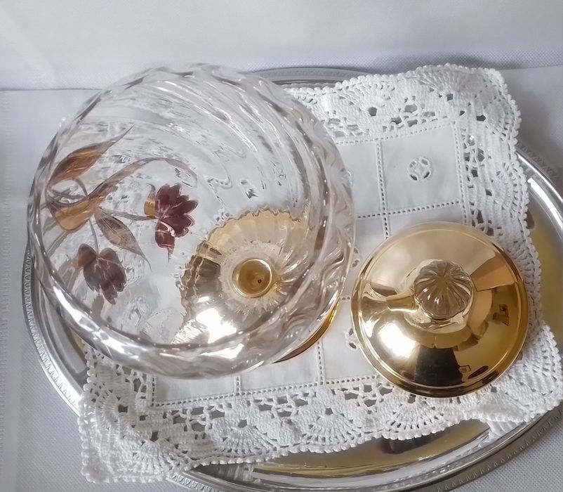 Boleira em vidro e metal dourado