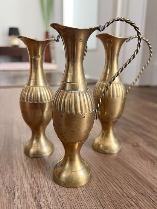 3 X Antigas Jarras bronze.