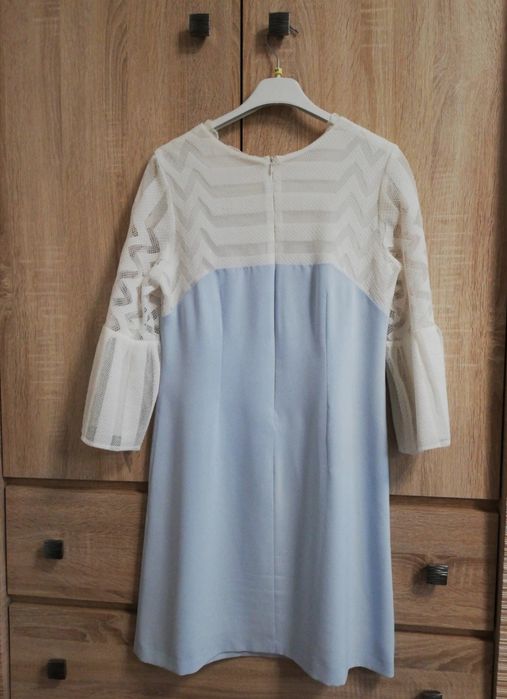 Bardzo lekka sukienka weselna