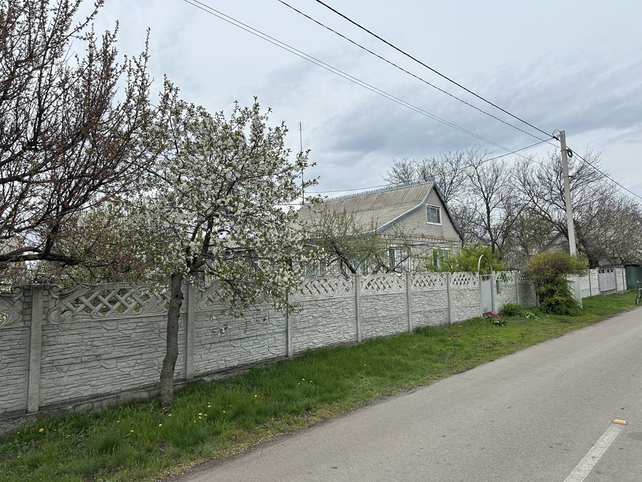 Продам будинок в селі Личкове