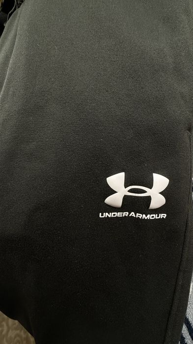 Спортивні штани UNDER ARMOUR