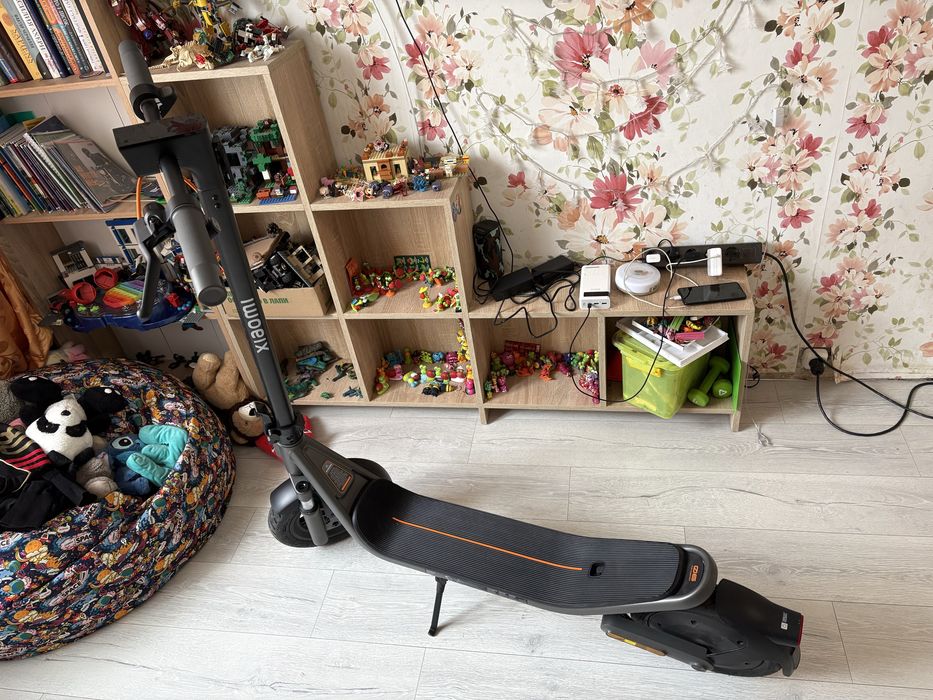 Електросамокат Xiaomi Electric Scooter 6 GL BHR08R2GL