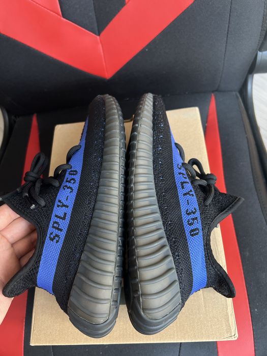 Adidas Yeezy Boost 350 V2 Dazzling Blue sneakersy niskie czarne 38 2/3