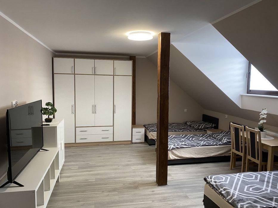 Kwatery pracownicze , pokoje Niemodlin Kwietnia