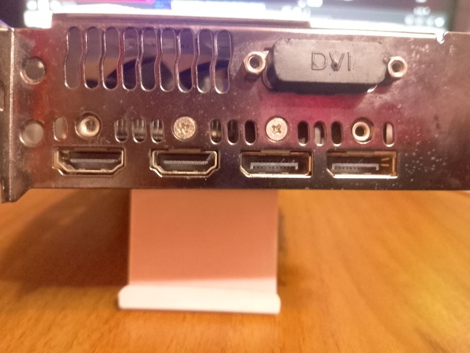 Продам видеокарту GeForce GTX 1070 Ti 8GB не робочая