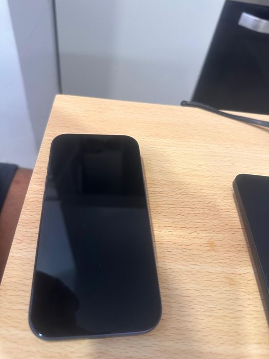 Iphone como novo, garantia e seguro. Comprado menos de 1 mes