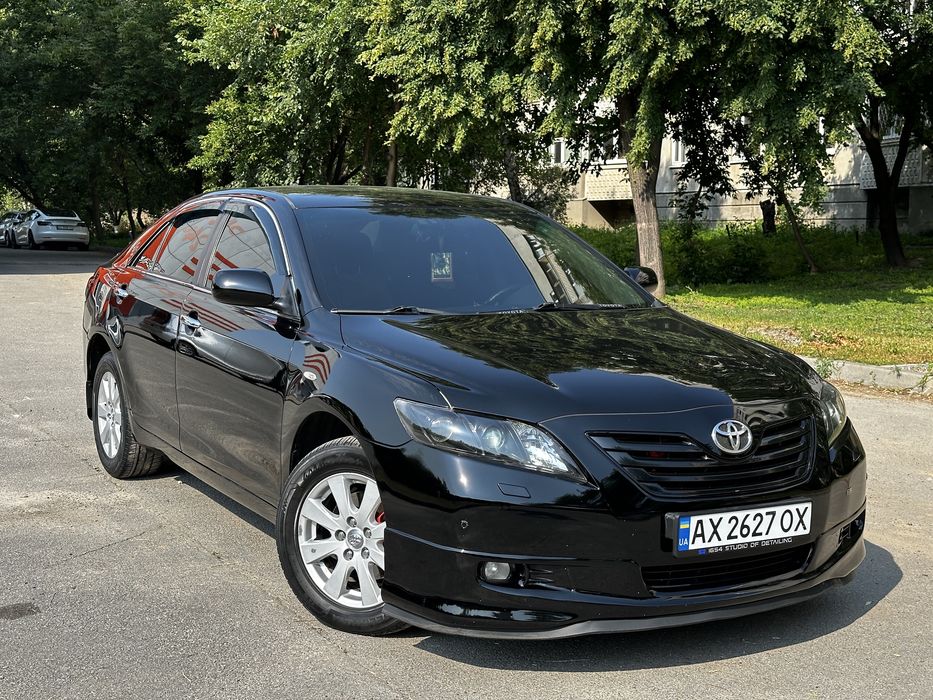 Продам Toyota Camry 40 3,5