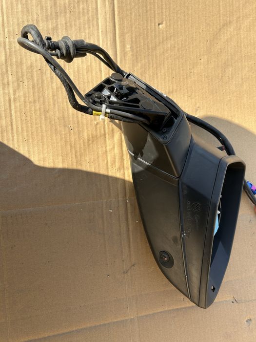 Audi Q7 4M0 Ауди ку7 4м0 зеркало правое  +камера+ассистент