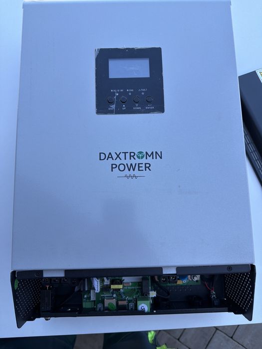 Inwerter hybrydowy solarny off-grid 5KVA