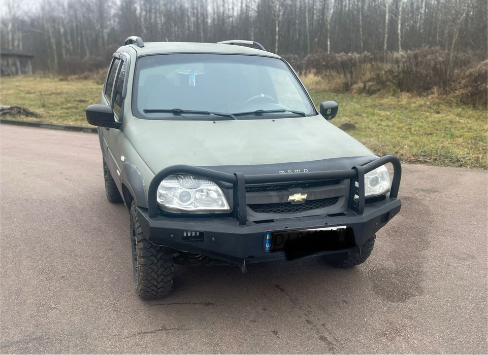 Нива шевроле 2013 року