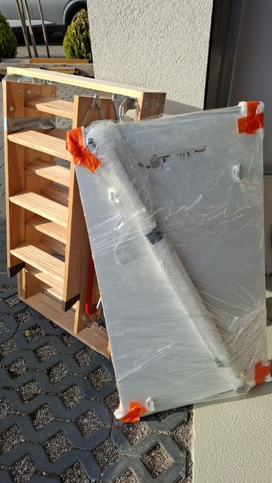 WŁAZ NA STRYCH 70x120 schody + stopki Fakro+Listwy wykończeniowe LXL- PVC