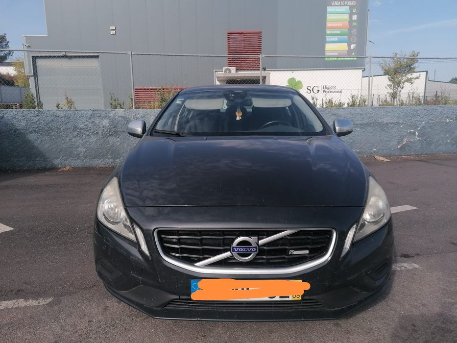 Volvo S60 R Design