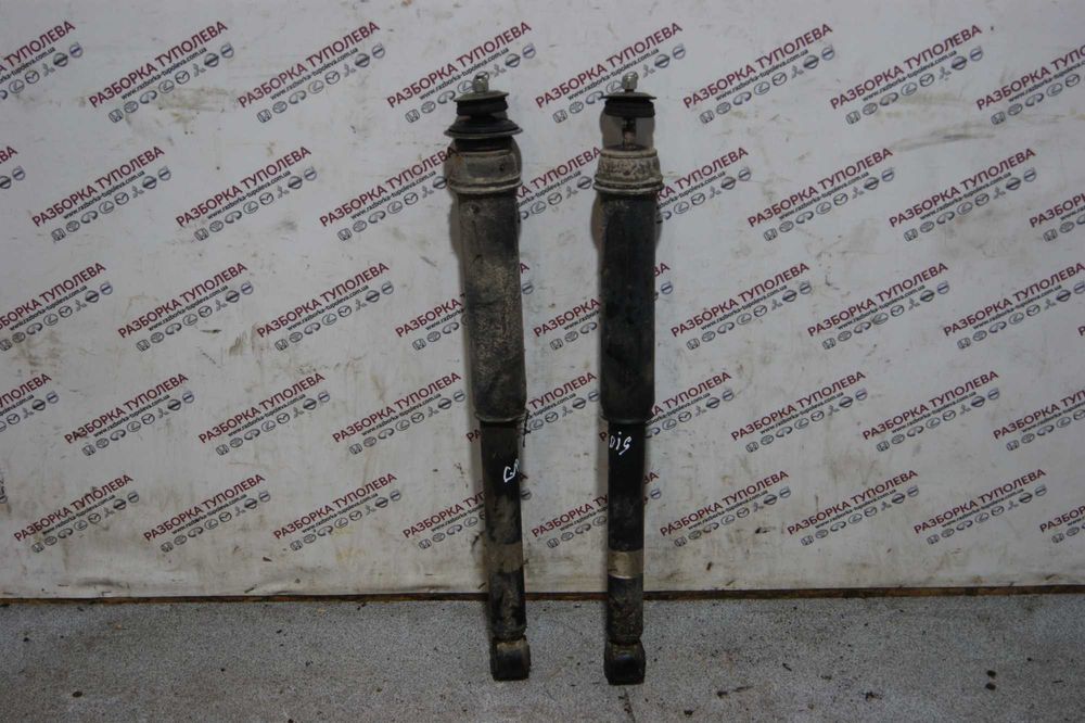 Амортизатор задній Mitsubishi Grandis 2004-2010