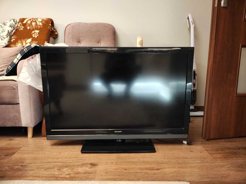 Telewizor TV SHARP LC-42SH7EBK