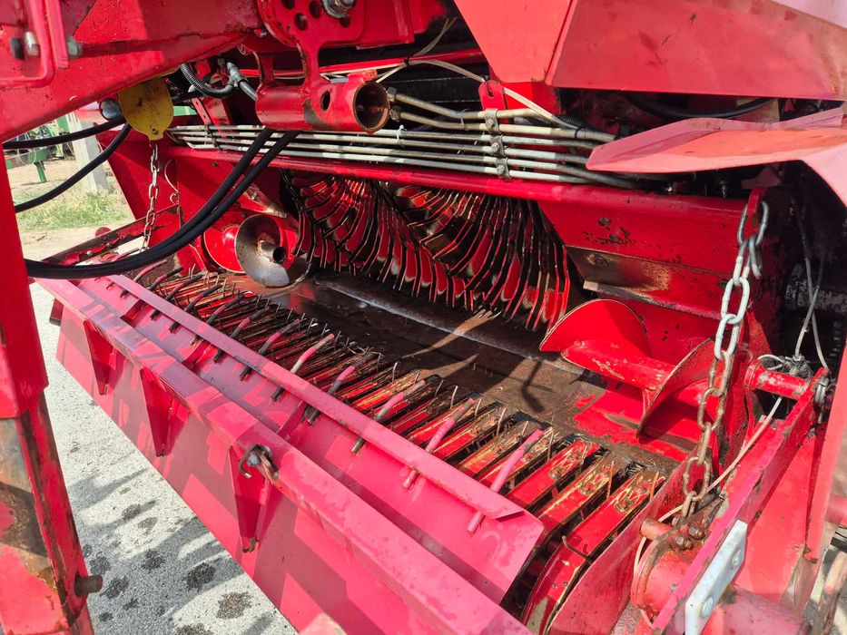 Prasa rolująca belarka Welger RP 220 Lely.  Okazja.  Piękna.