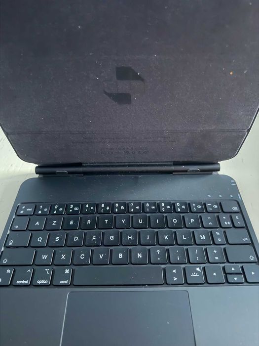 Nuflaz Etui do iPada Air 11 cali (M3 2025, M2 2024) AZERTY