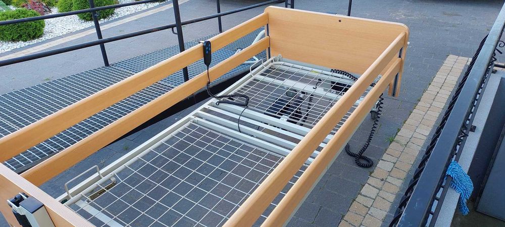Sprzedam łóżko rehabilitacyjne