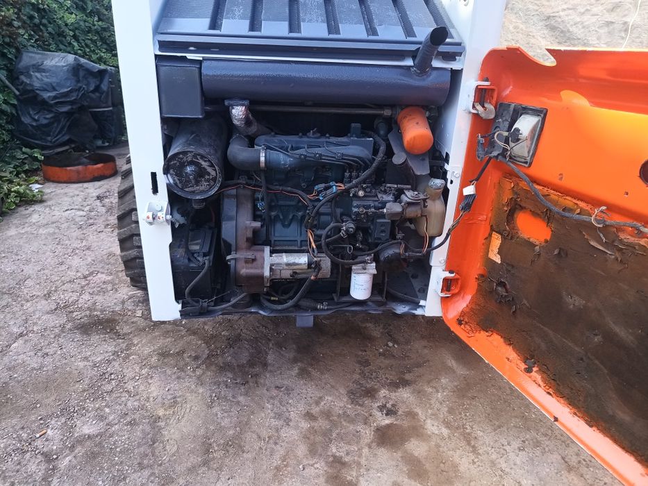 Bobcat 763 ano 2002