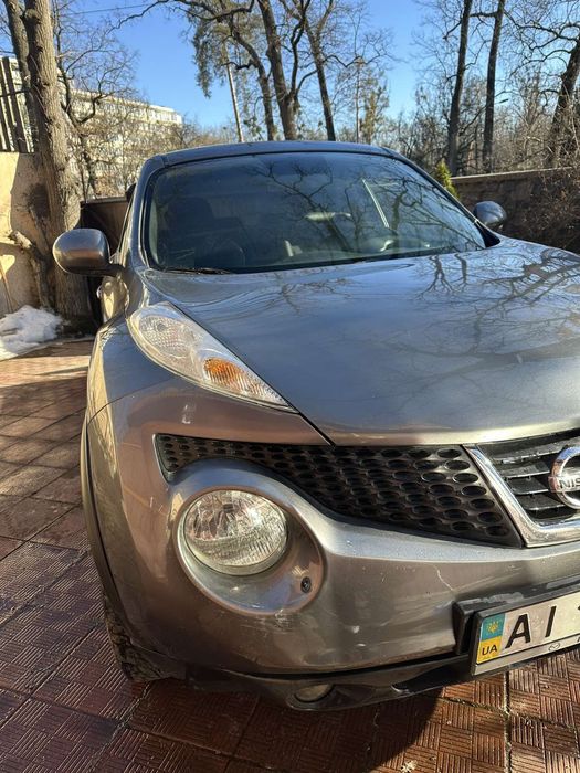 Продам автомобіль Ніса Жук