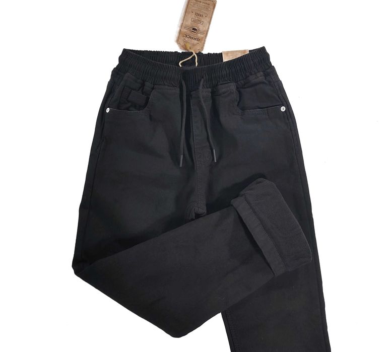 Джинси зимові чорні на гумці хлопчикам 134,140