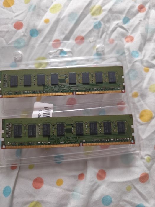 Серверна оперативна пам'ять 2x2 gb ddr3