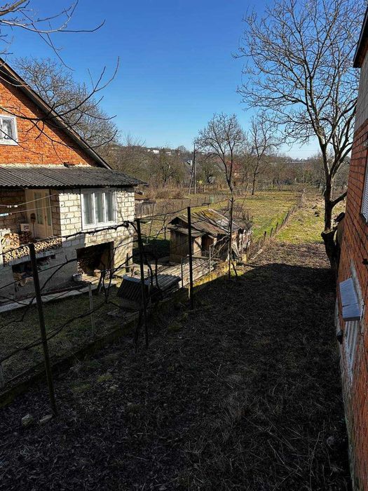 Продається будинок у селі Грушово