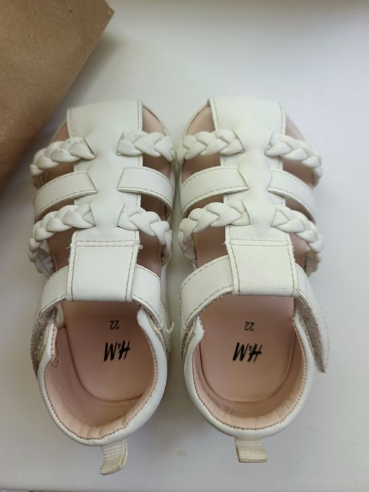 босоніжки для дівчинки H&M 22 розмір