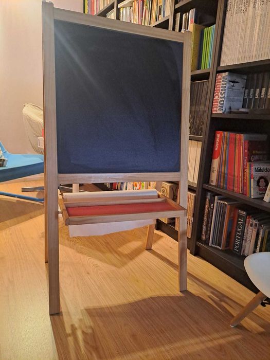 Cavalete/Quadro de criança IKEA