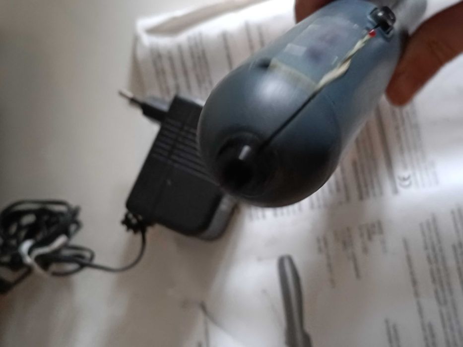 2 Aparafusadoras elétricas