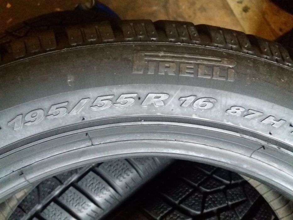 195/55/16 R16 Pirelli SottoZero Winter 240 4шт зима